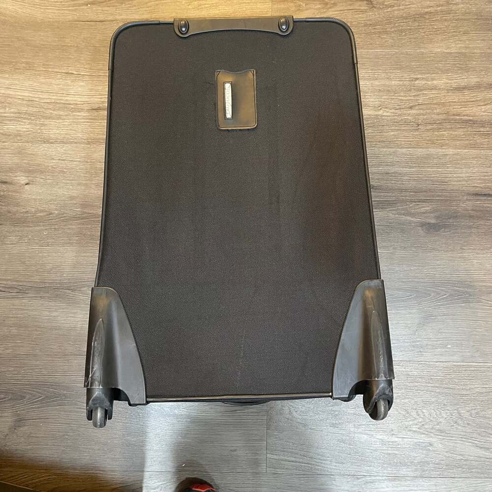 Protocol Black Softside Expandable Rolling Uprigh… - image 8